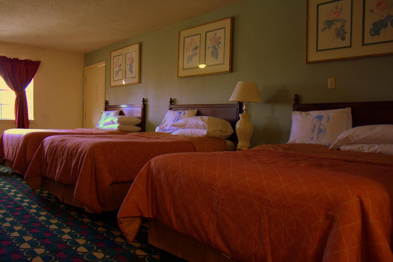 Somerville Inn And Suites Εξωτερικό φωτογραφία