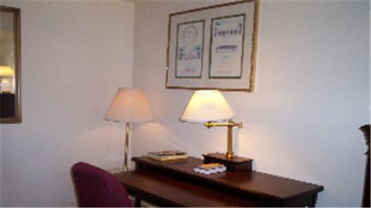 Somerville Inn And Suites Δωμάτιο φωτογραφία