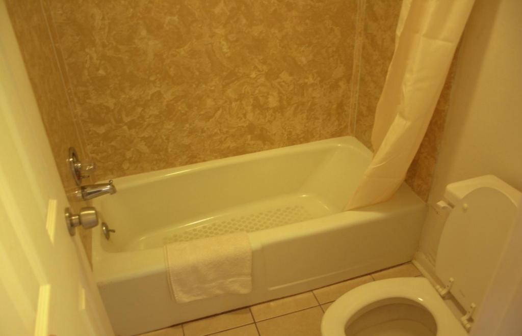 Somerville Inn And Suites Δωμάτιο φωτογραφία
